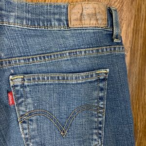 Levis 505 (Regular Blue Jeans) Size 8L